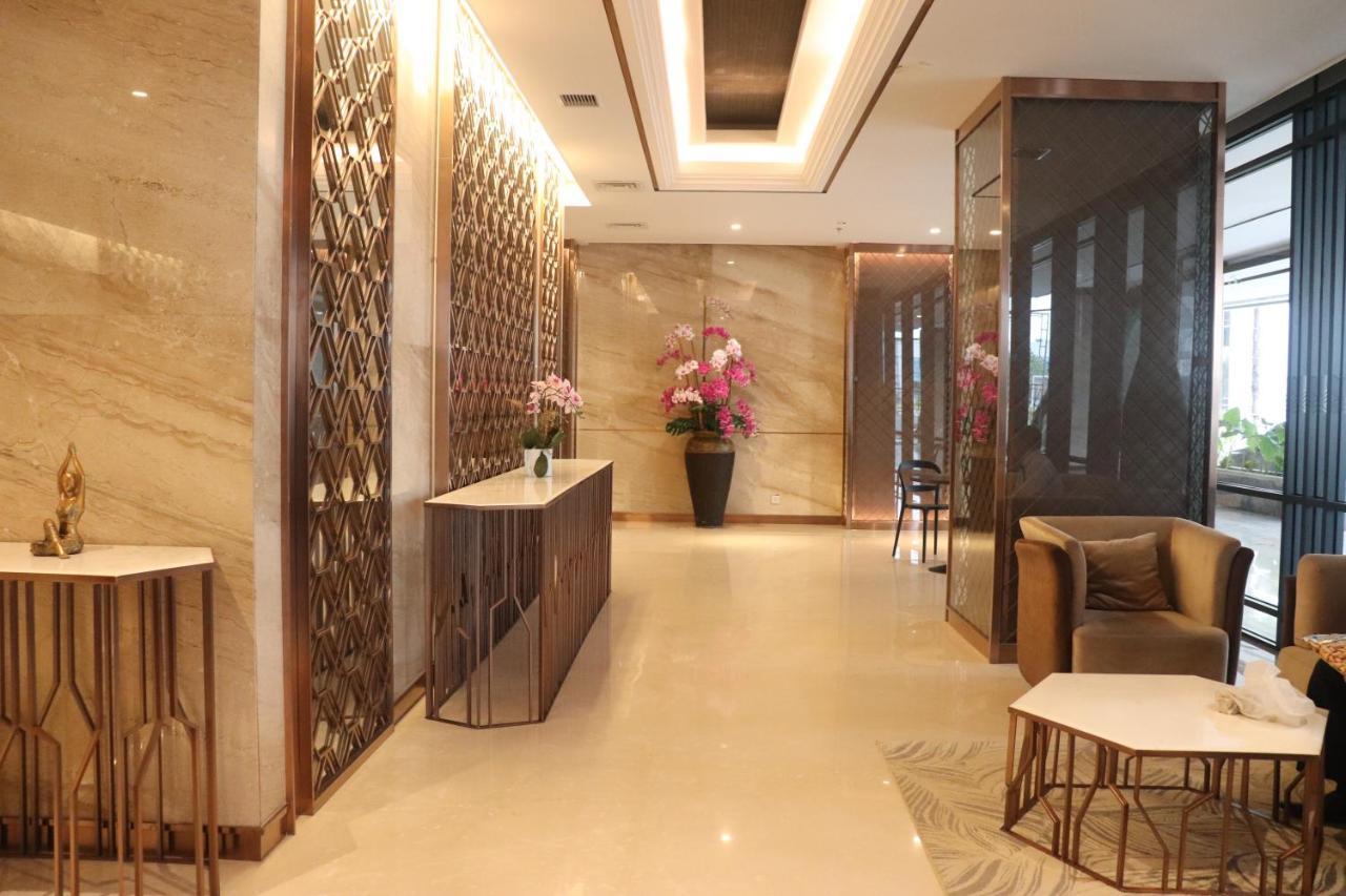 Galeno Pollux Habibie Appartement Batam Buitenkant foto